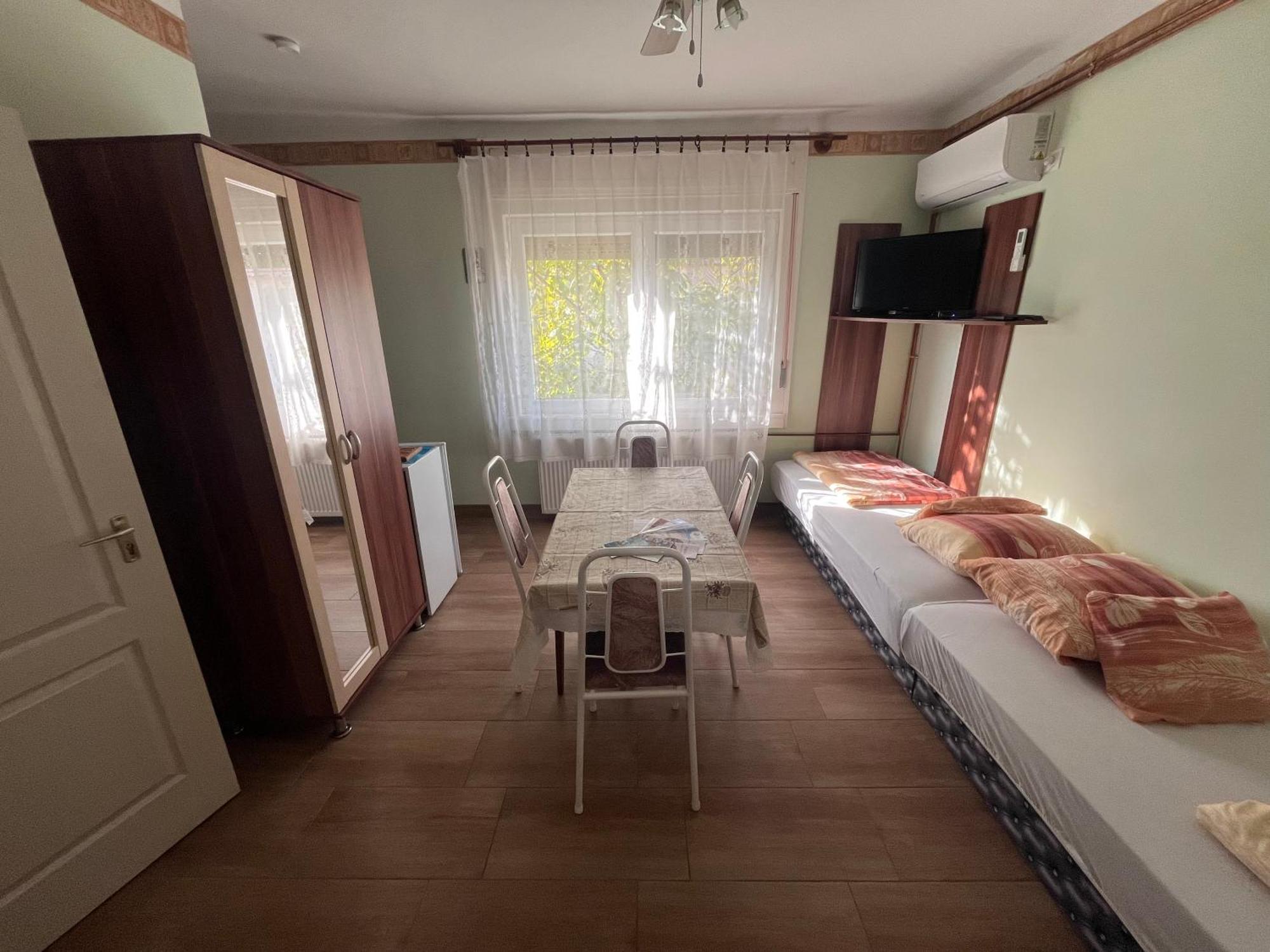 Abigel Apartman Mórahalom Rum bild